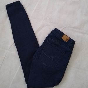 NWOT American Eagle Outfitters Super Skinny Size 2 R